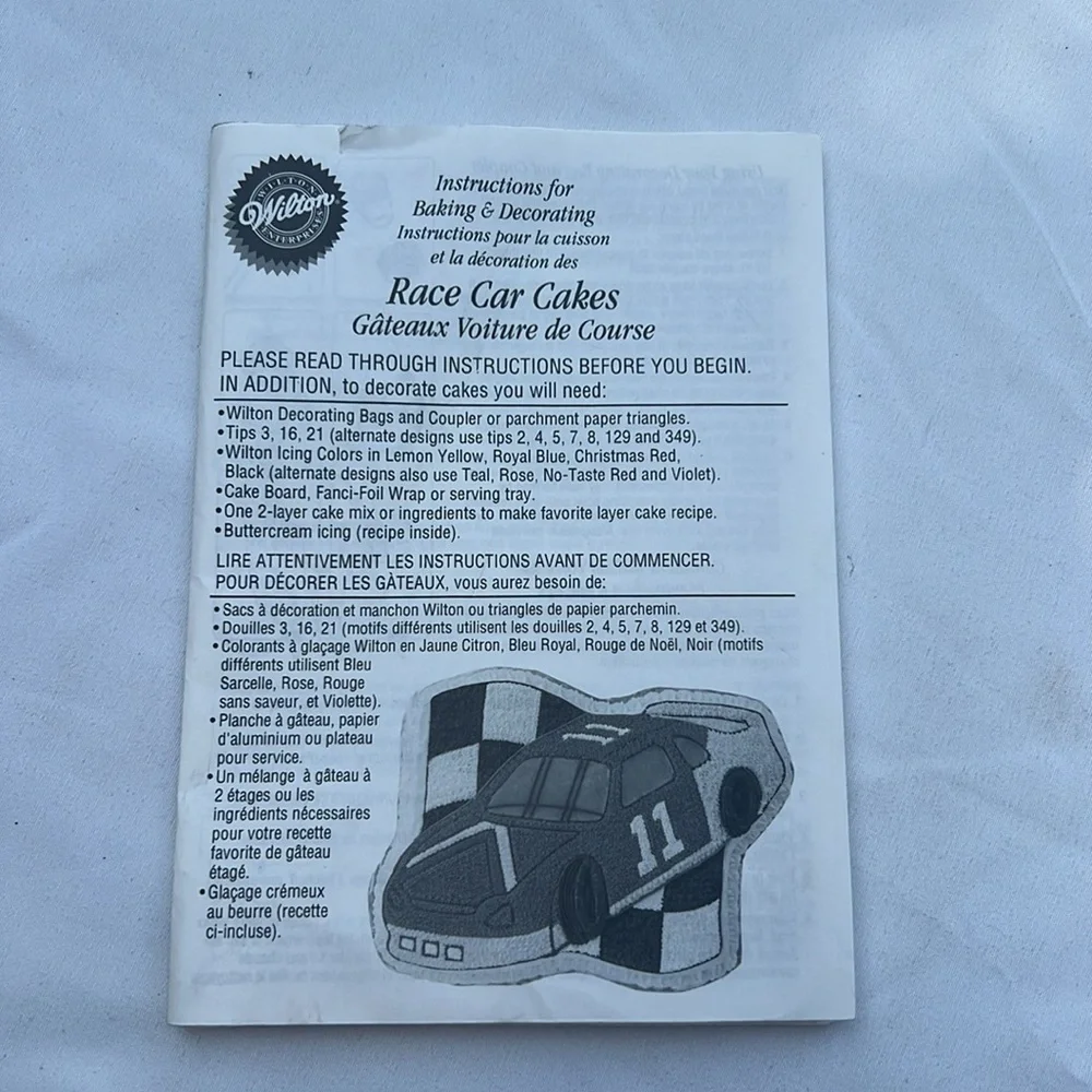 Vintage 1997 Wilton race car cake pan birthday celebration party